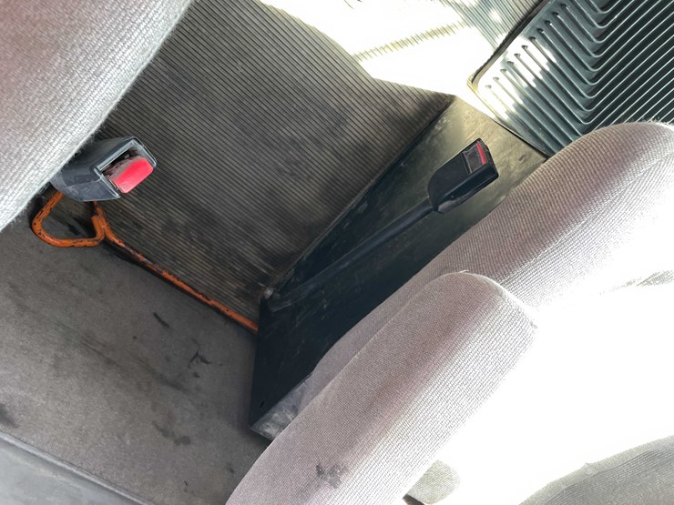 2004-kenworth-t800-image-86