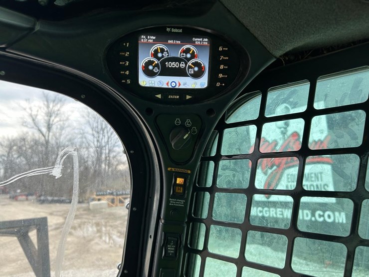 2018-bobcat-t770-image-23