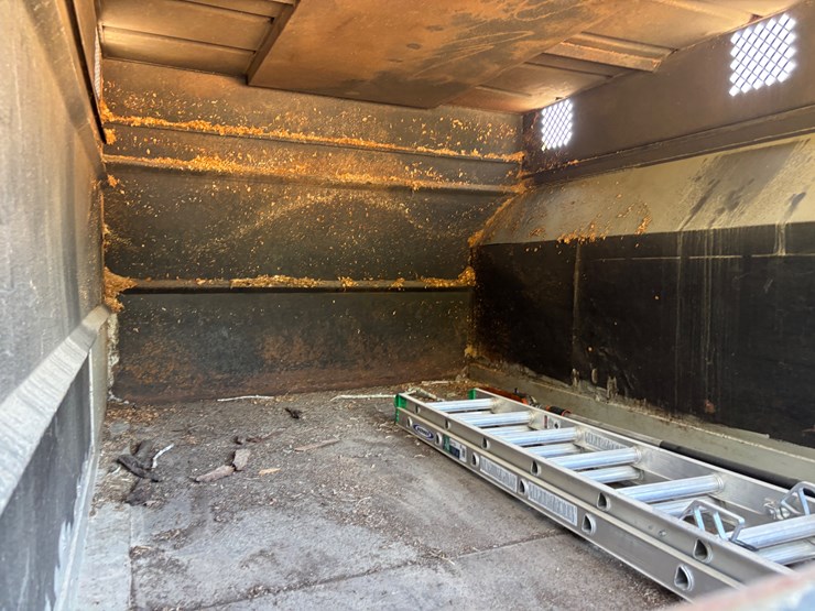 2010-ford-f750-image-7