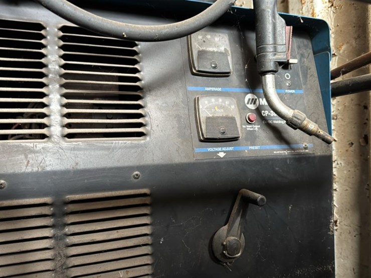 #257-•-miller-welder-image-9