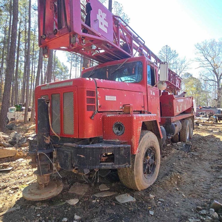 INTERNATIONAL PAYSTAR 5000