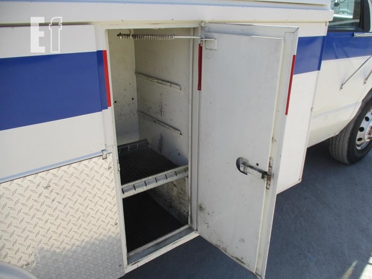 1992-ford-e350-image-18