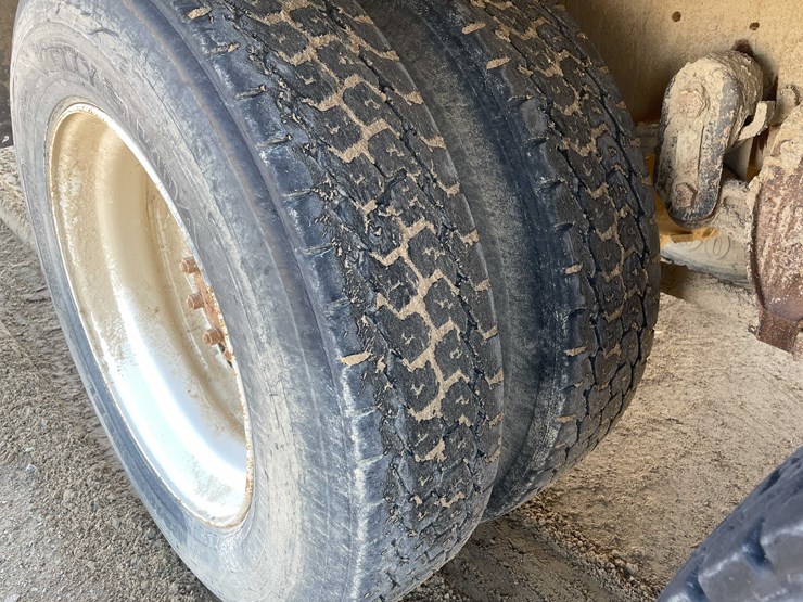 1987-ford-ltl9000-image-20