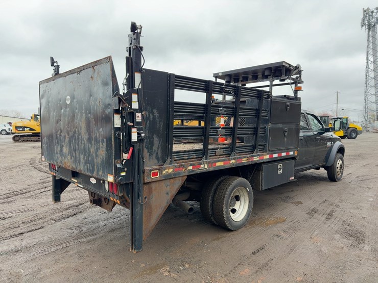 2015-dodge-ram-4500hd-image-5