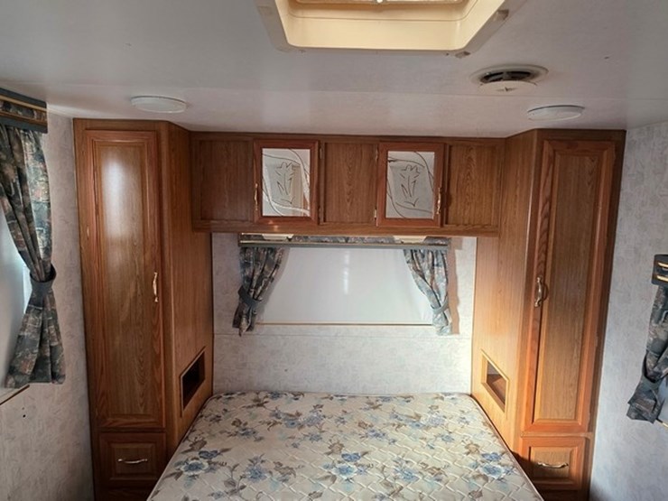 1998-sunline-camper-(title)-image-44