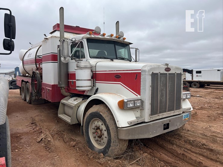 2004-peterbilt-357-image-3