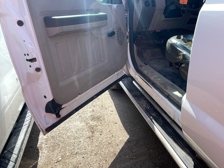 #5672-•-2010-f250-4x4-extended-cab-(has-wi-title)-image-39