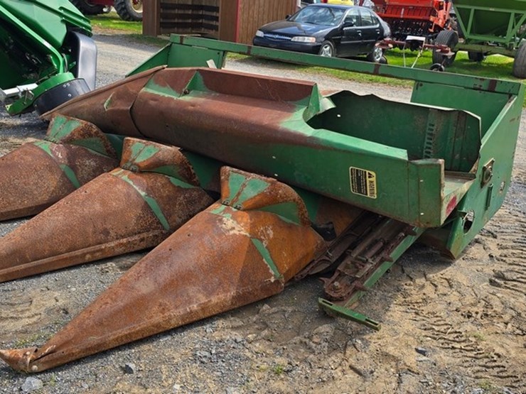 john-deere-444-image-3