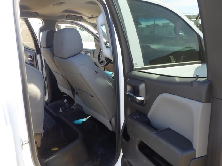 2016-chevrolet-1500-image-8