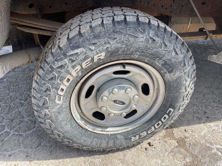 #5677-•-2011-f250-4x4-extended-cab-(has-wi-title)-image-30