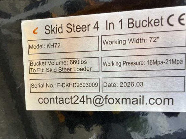 #158-•-skid-steer-72"-4-in-1-bucket-image-3
