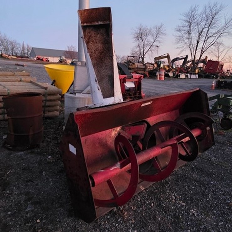 Loftness 7' 3pt. Snowblower