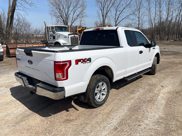 #5673-•-2015-f150-xlt-4x4-extended-cab-(has-wi-title)-image-5