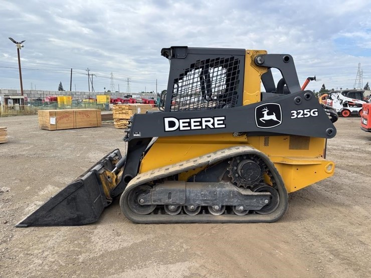 2022-deere-325g-image-5