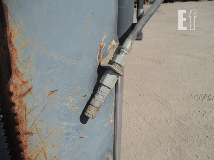 2014-deere-410k-image-24