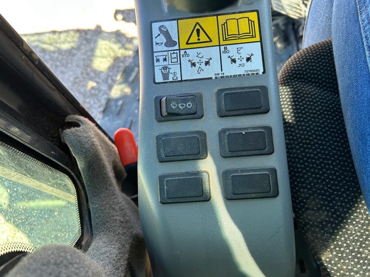 2022-bobcat-e50-image-27