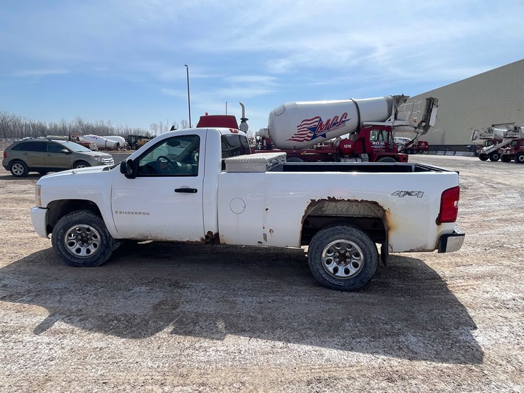 2007-chevrolet-k1500-image-8