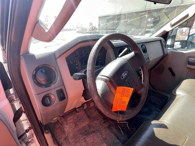 #5672-•-2010-f250-4x4-extended-cab-(has-wi-title)-image-64