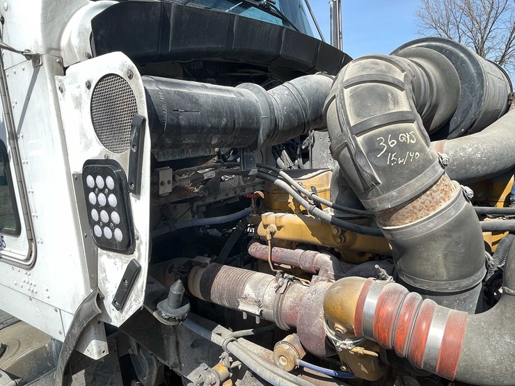 2004-kenworth-t800-image-110