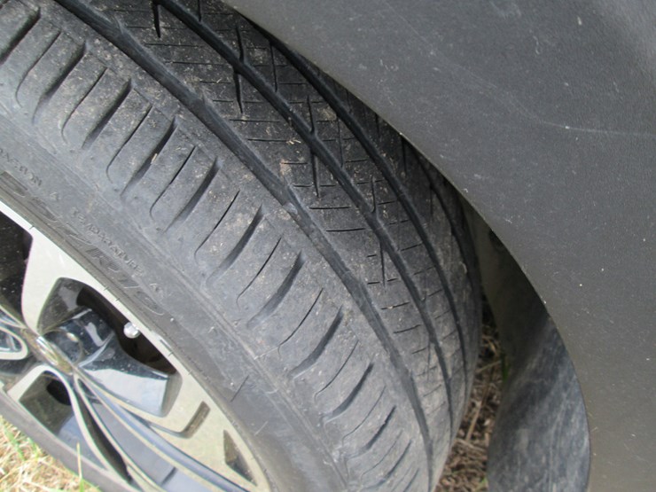 2019-hyundai-santa-fe-image-11