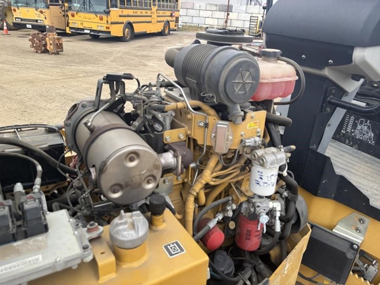 2002-caterpillar-cb24b-image-34