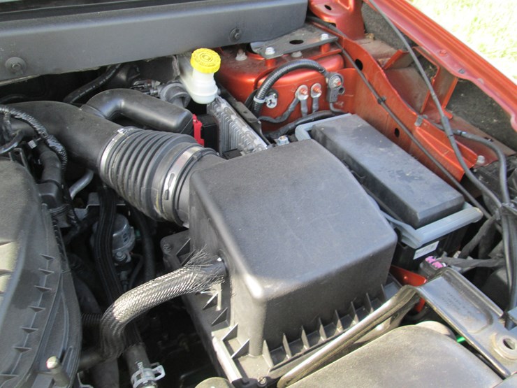 2014-dodge-journey-sxt-image-13