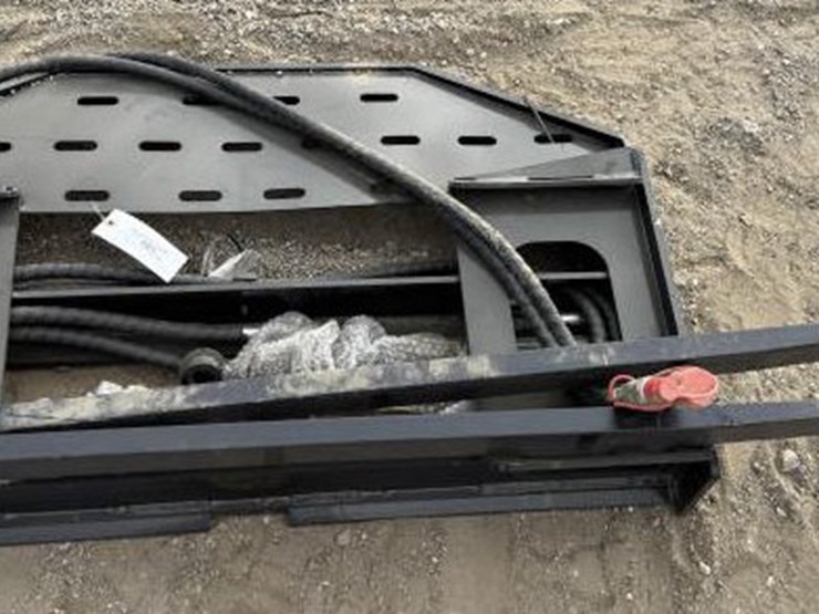 #161-•-skid-steer-hydraulic-side-shift-forks-image-1