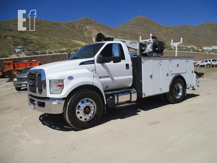 2016-ford-f750-sd-image-1