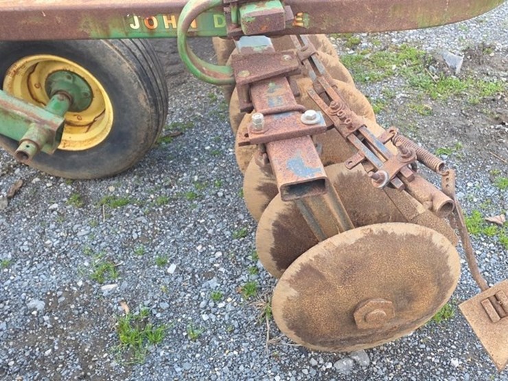 john-deere-210-image-12