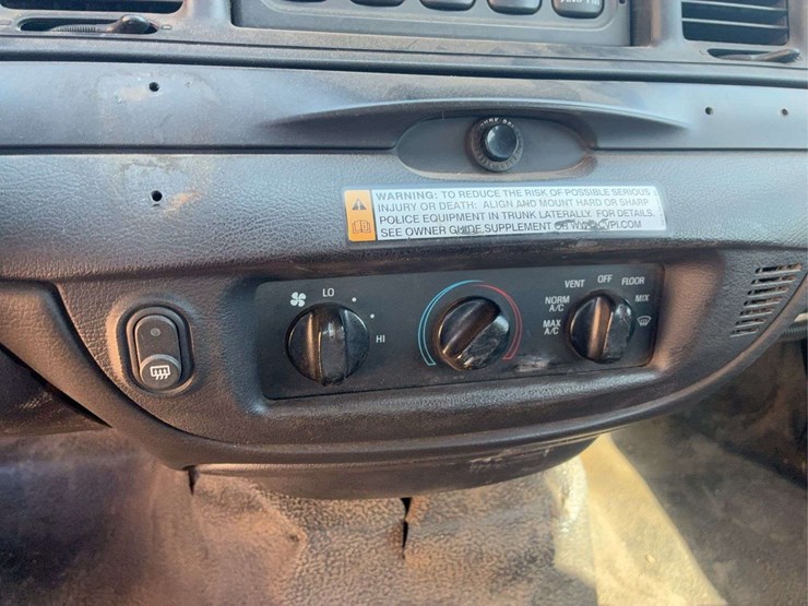 2011-ford-crown-victoria-lx-police-/-sedan-4d-image-27