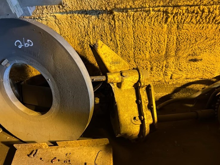 #260-•-cat-engine-and-parts-along-east-wall-image-11