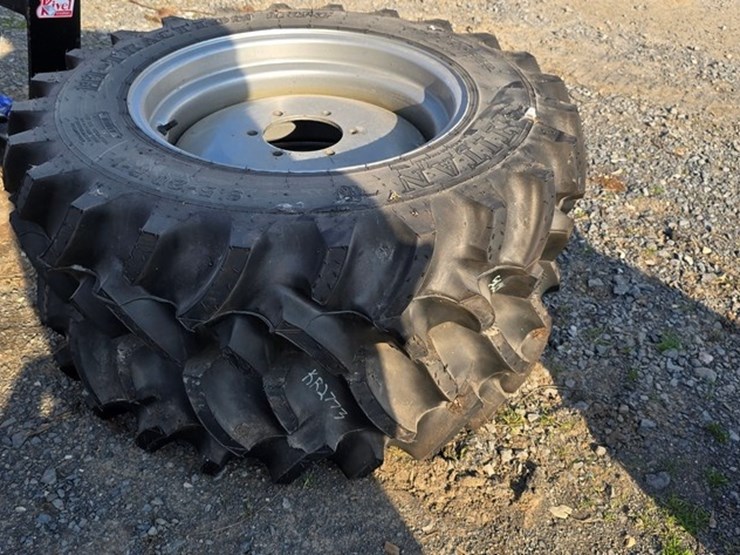new-2-titan-9.5-20-tires-&-rims-image-3