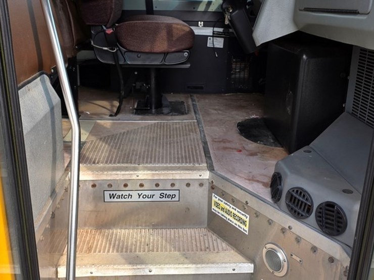 2008-caterpillar-c7-image-46