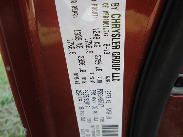 2014-dodge-journey-sxt-image-32