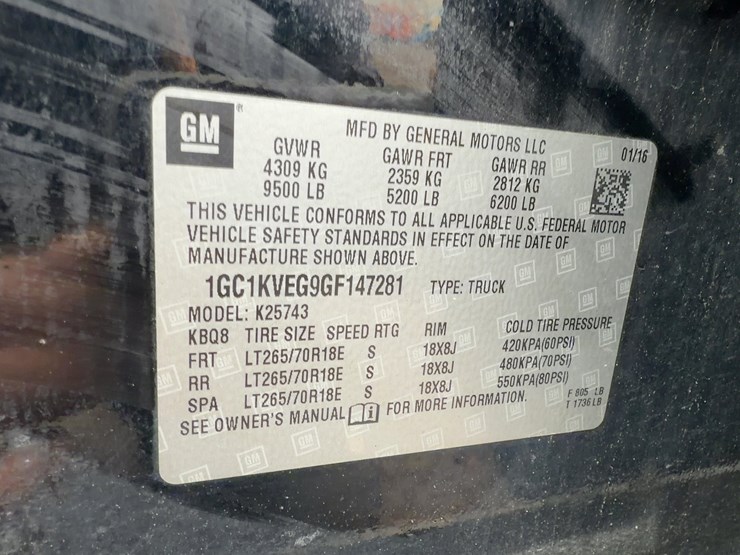 2016-chevrolet-silverado-2500hd-image-21