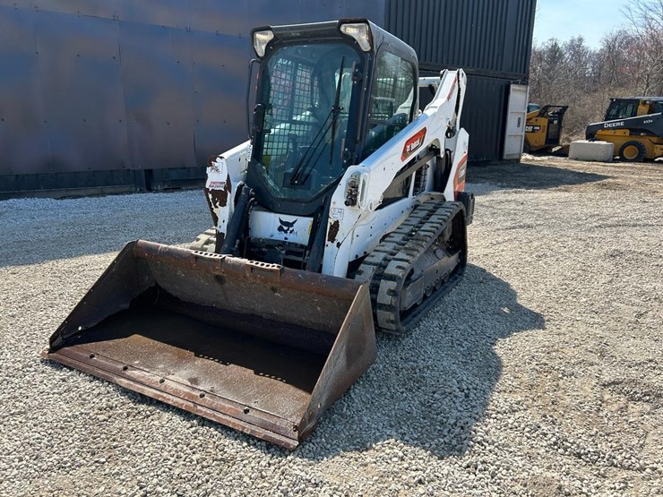 2023-bobcat-t595-image-8