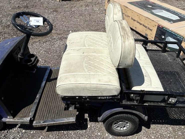 #100-•-cricket-mini-golf-cart-image-1