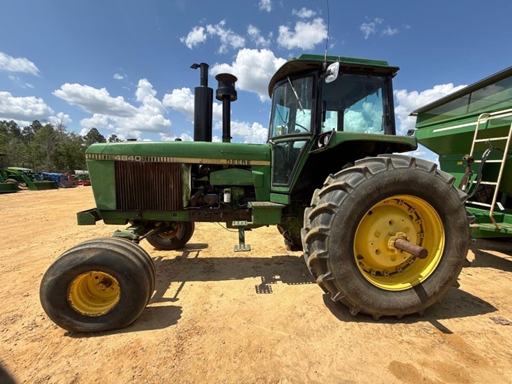 john-deere-4840-image-13