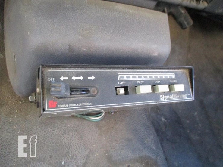 2002-dodge-2500-image-10