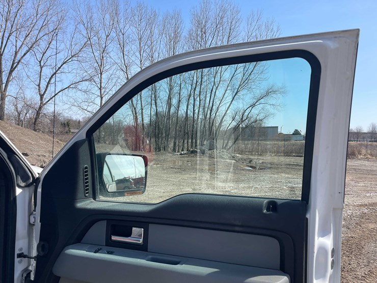 #5671-•-2012-f150-xlt-4x4-crew-cab-(has-wi-title)-image-56