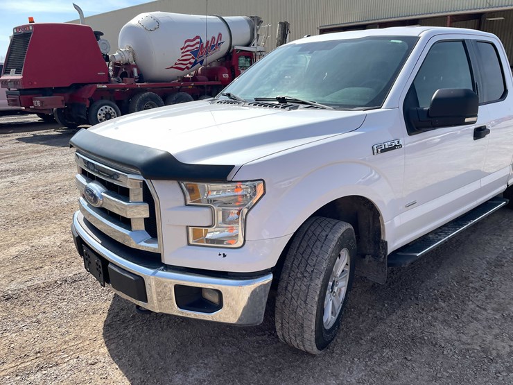 #5673-•-2015-f150-xlt-4x4-extended-cab-(has-wi-title)-image-9