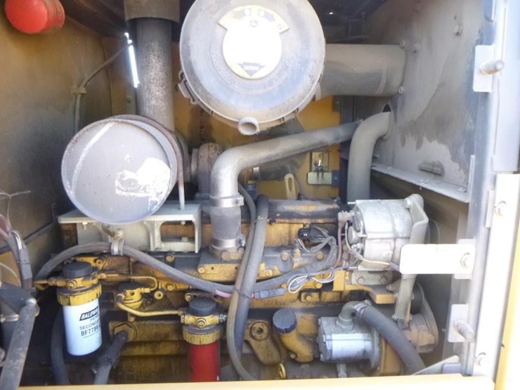 2005-deere-624j-image-32