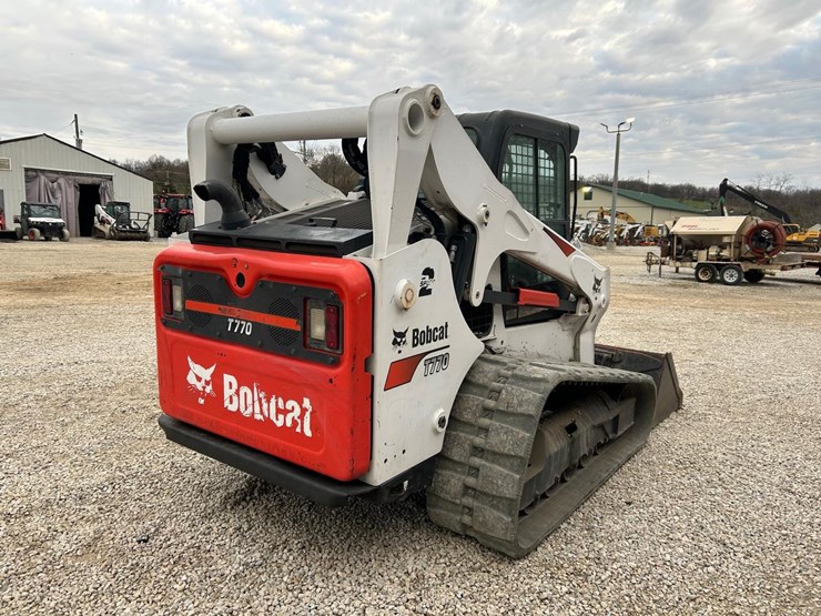 2020-bobcat-t770-image-4