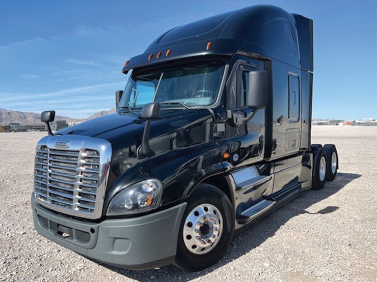 2019-freightliner-cascadia-125-image-1