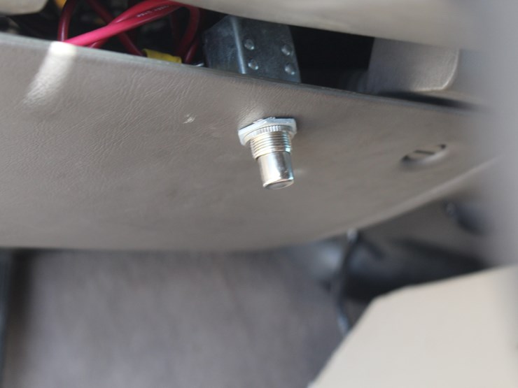 2002-ford-excursion-image-15