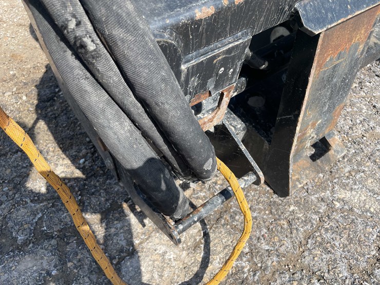 #5683-•-2019-cold-planer-cat-pc305b-image-22