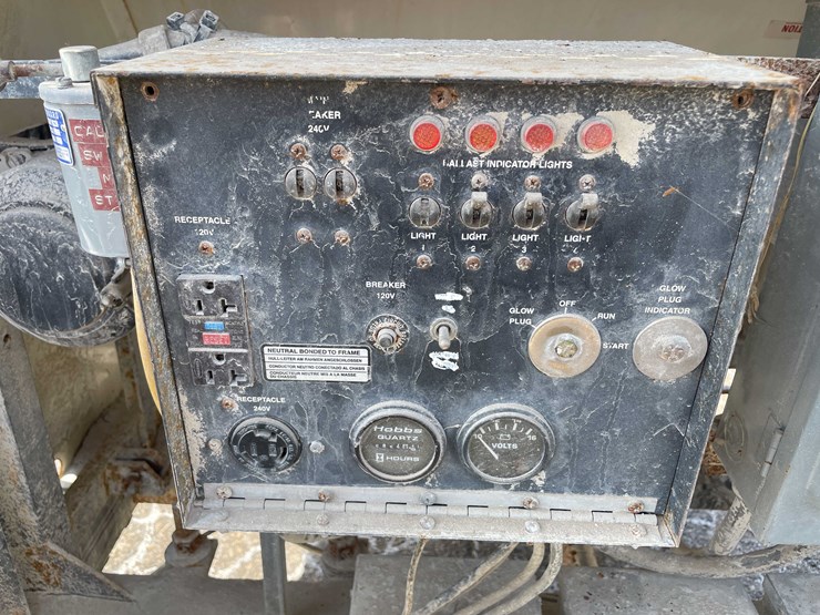 #5692-•-wacker-light-tower-image-20