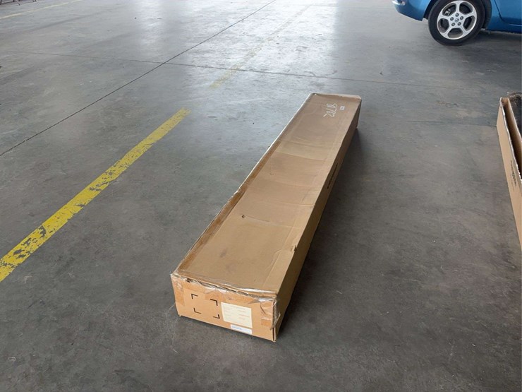 chargepoint-electric-vehicle-charging-station-in-original-box-image-3