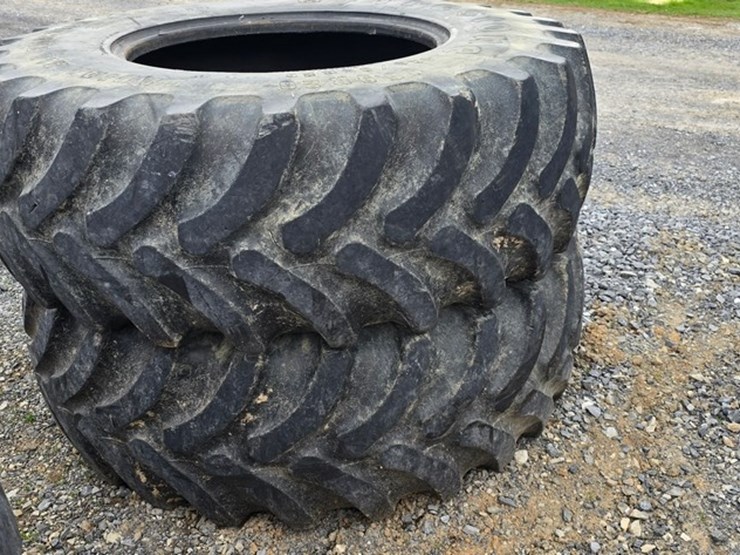 2-firestone-16.9r26-tractor-tires-image-3