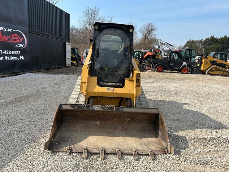 2020-caterpillar-259d3-image-7